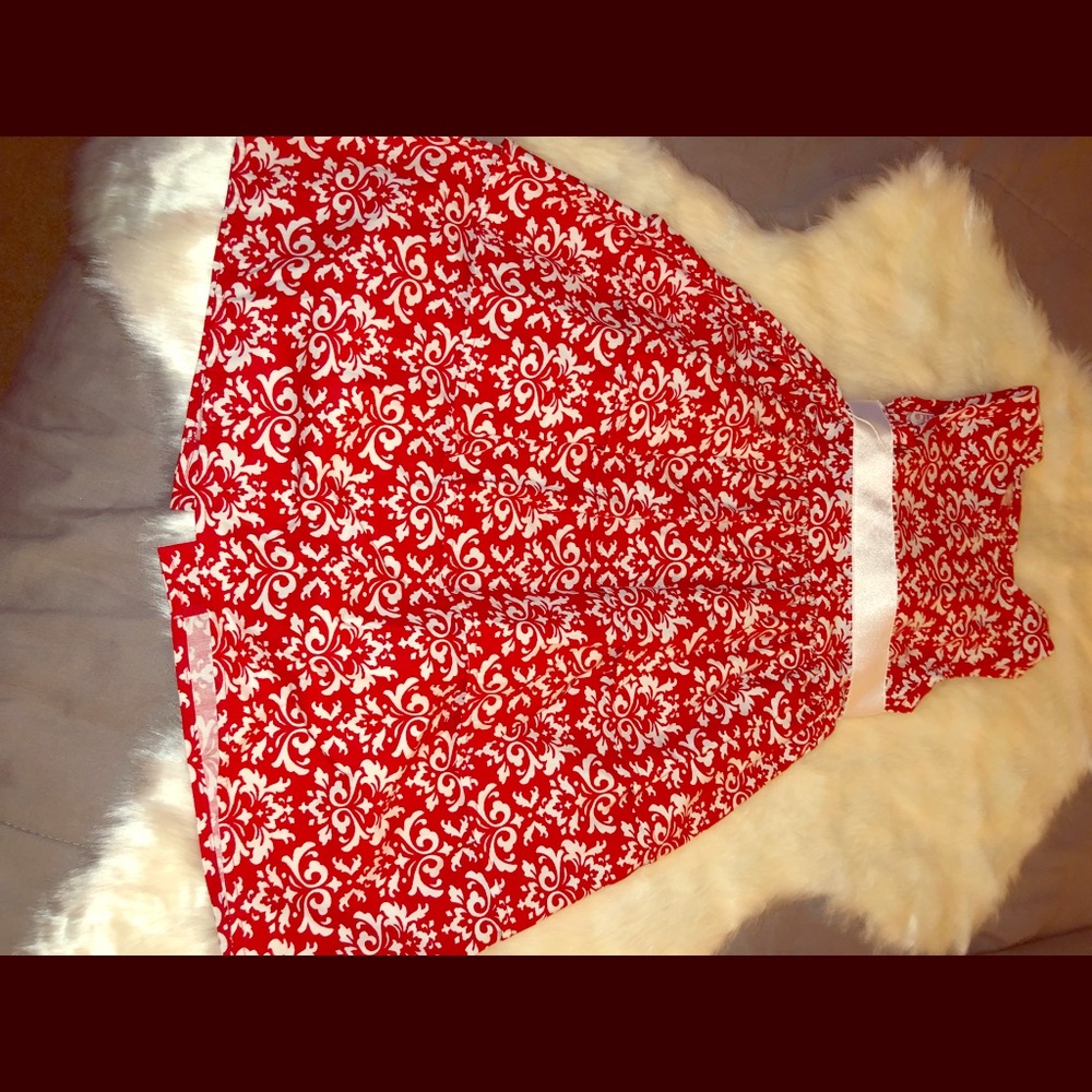 Beautiful Red & White Dress with Big White bow